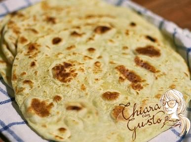 b_0_0_0_10_images_piadina_romagnola.jpg